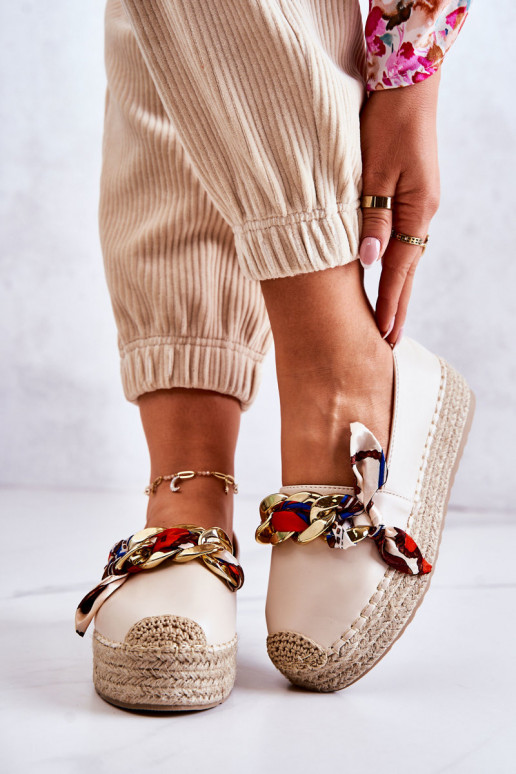 Women's leather espadrilles with a chain Light beige Fancy