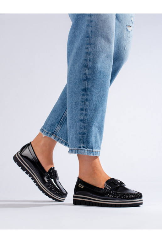 with lacquer effect black Women's moccasins Shelovet