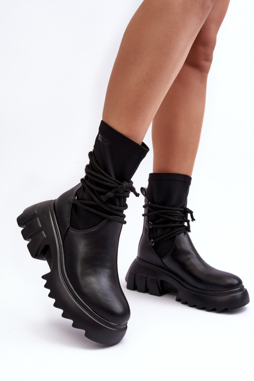 Lace-up Boots on Massive Platform Black Big Star MM274590