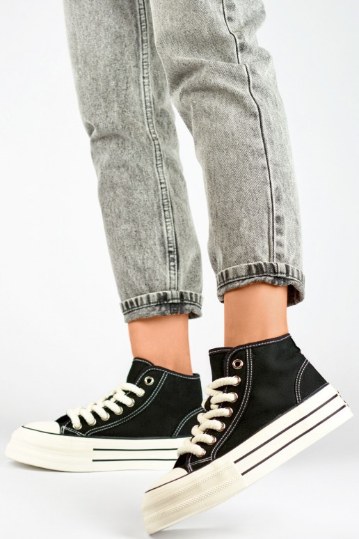 Above ankle fashion sneakers