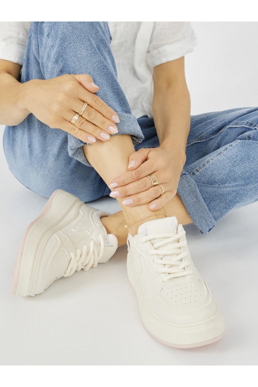 Womens creamy Sneakers on a thick sole