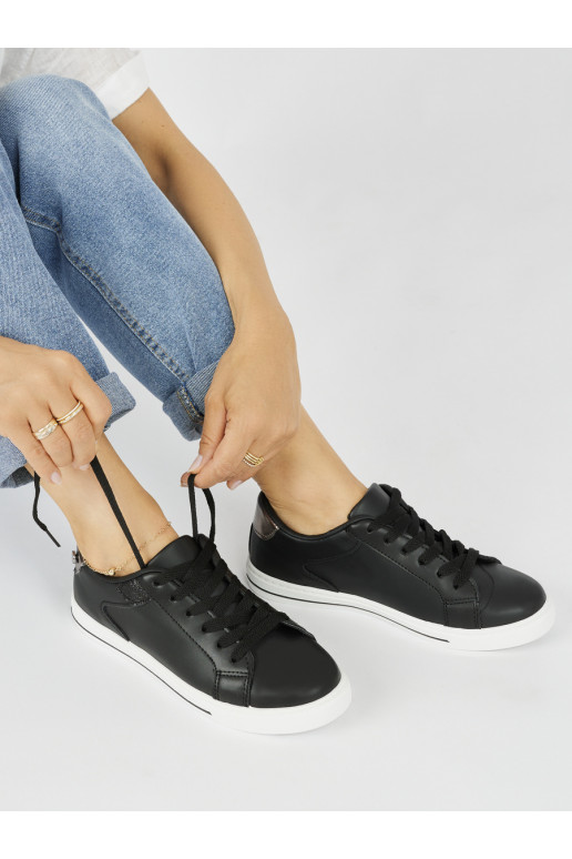 The classic model womens sneakers black