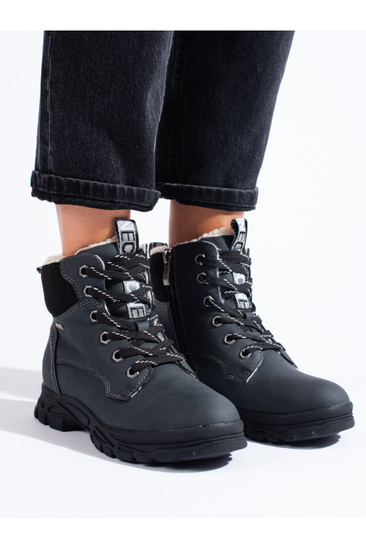 Sporty style Women's boots black