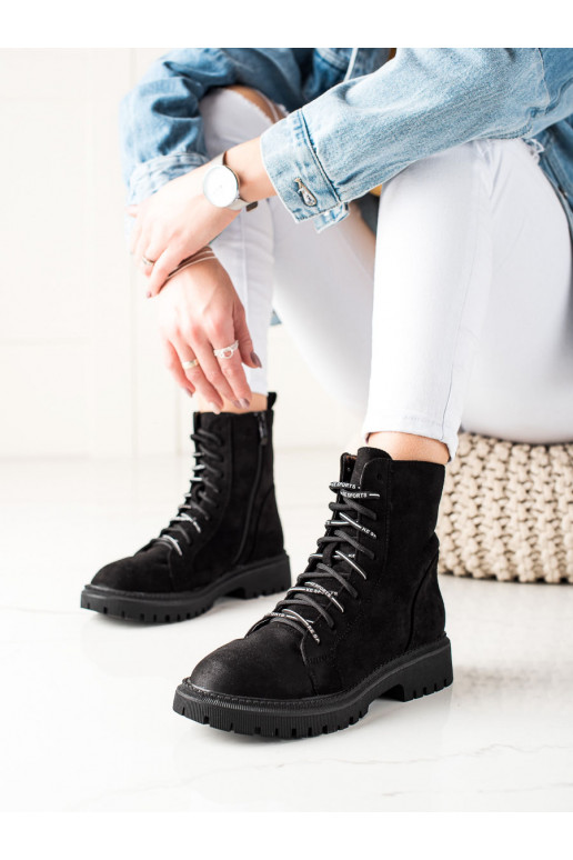 laced womens black shoes