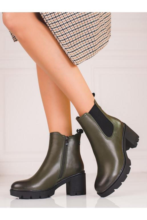 Women's boots on the heel green