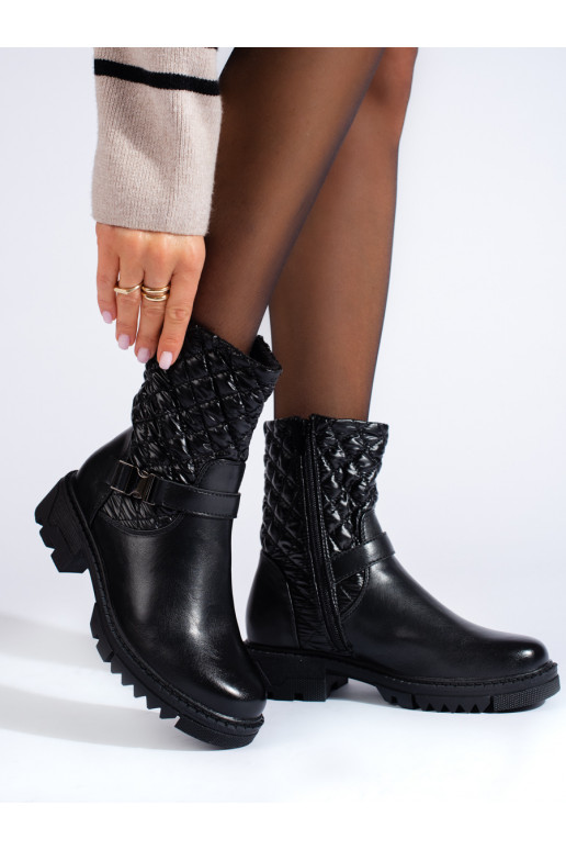 Women's boots with quilting black