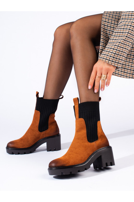 Brown color slip-on boots on a wide pole Potocki