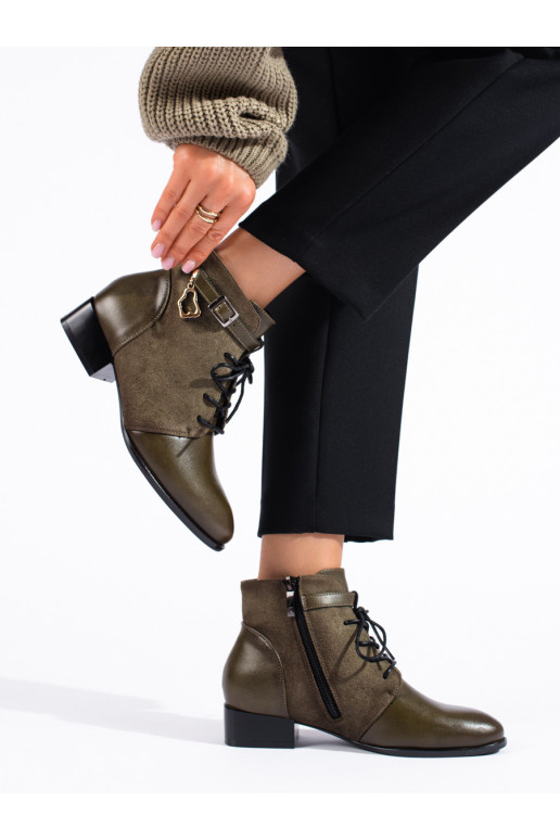 green color boots tied Potocki