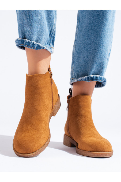 Brown color Chelsea boots dmskie of suede