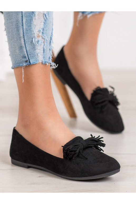 Moccasins with tassels