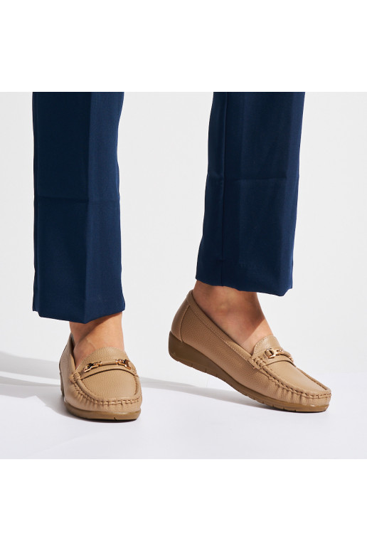 beige women's moccasins ze zdobieniem