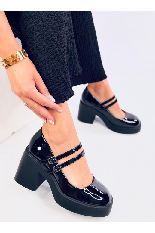 Shoes on a wide heel LORAI BLACK