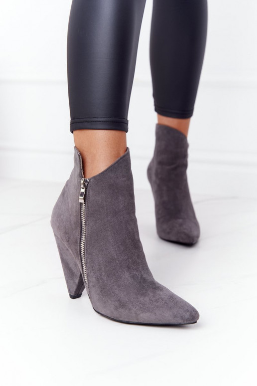 Asymmetrical Boots On High Heel Lu Boo Grey