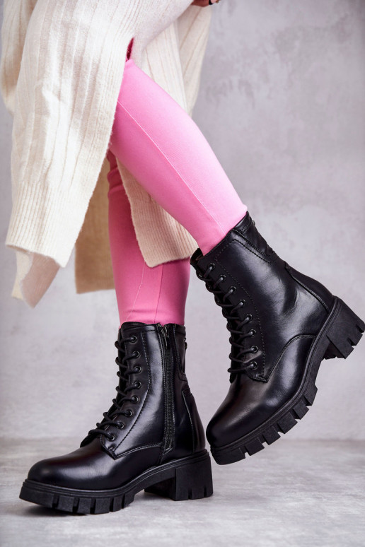 Leather Booties On Zipper Black Tonje