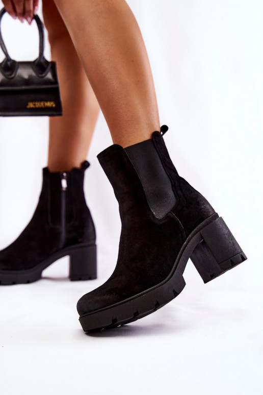 Women's Suede Boots On The Platform Black Martine 