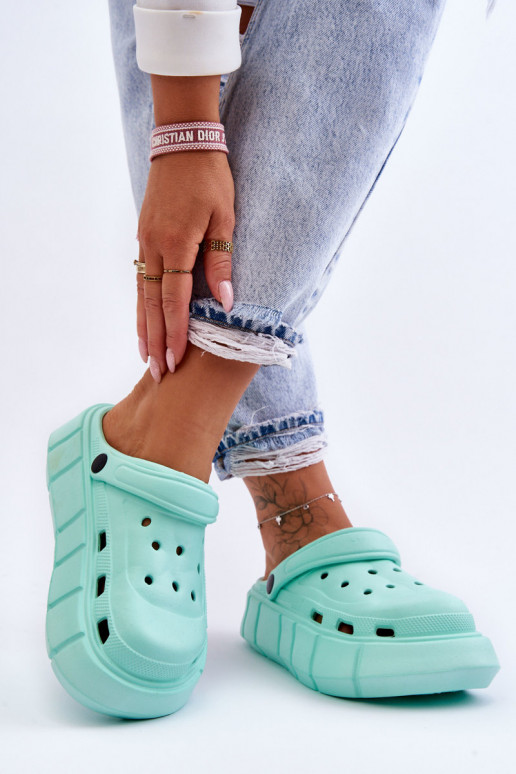 Women's Foam Platform Crocs Mint Beckett