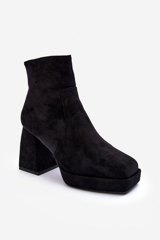 Leather Boots On Massive Heel Black Abnous