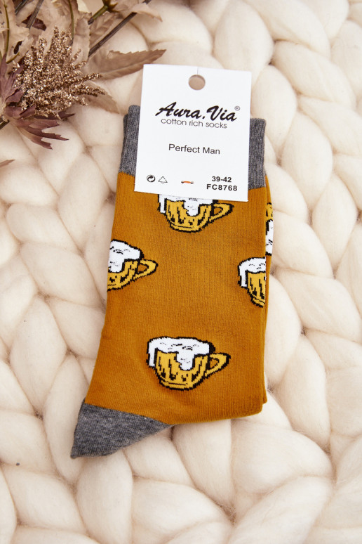 socks with patterns are yellow-gray