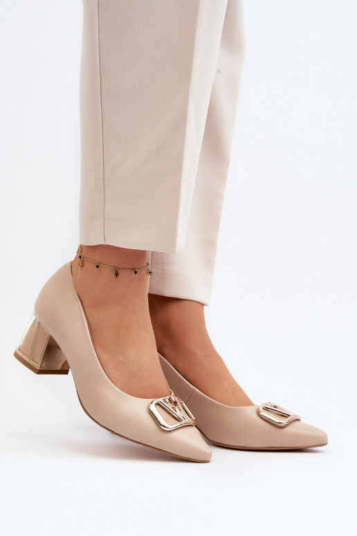 Elegant Pumps with Ornament Laura Messi 2740 Beige