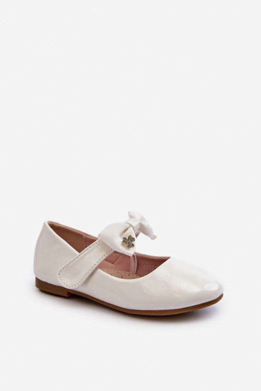 Children's Patent Leather Ballerina Flats with Velcro Bow White Cat