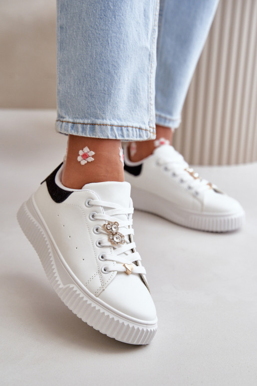 Low Sneakers In Eco Leather With Pins White And Black Cillione