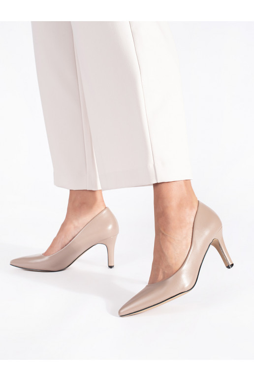 The classic model elegant beige High heels on a high heel