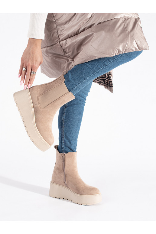 beige of suede Chelsea boots on a wedge