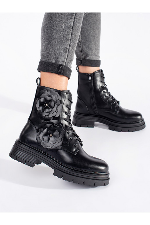 black insulated shoes with flowers