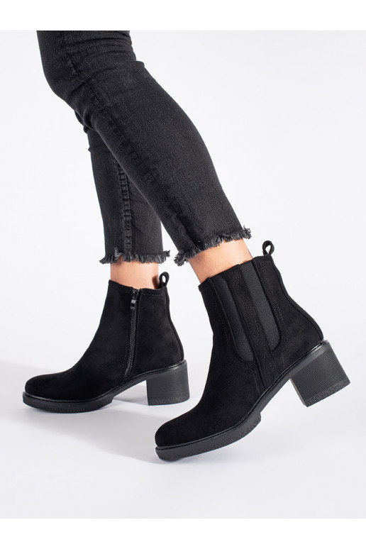 black of suede boots Chelsea boots on the heel