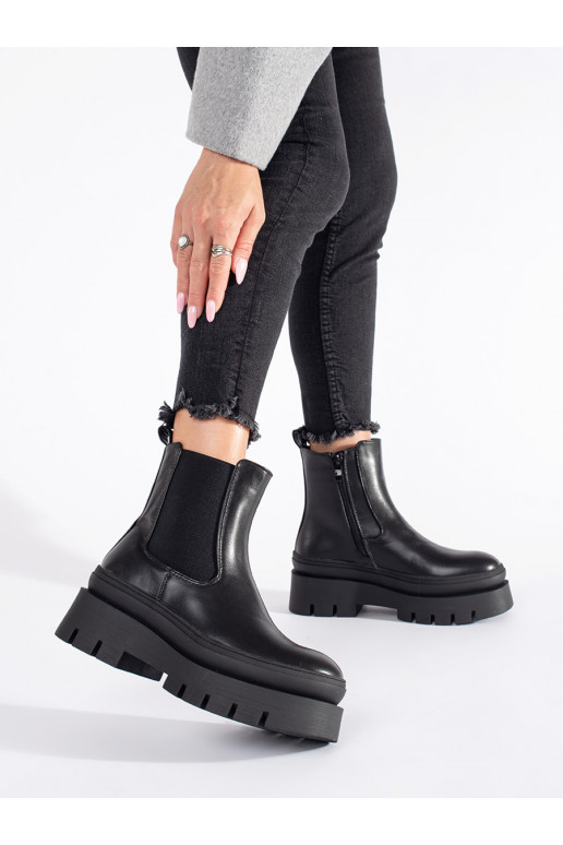 black Women's boots with platform