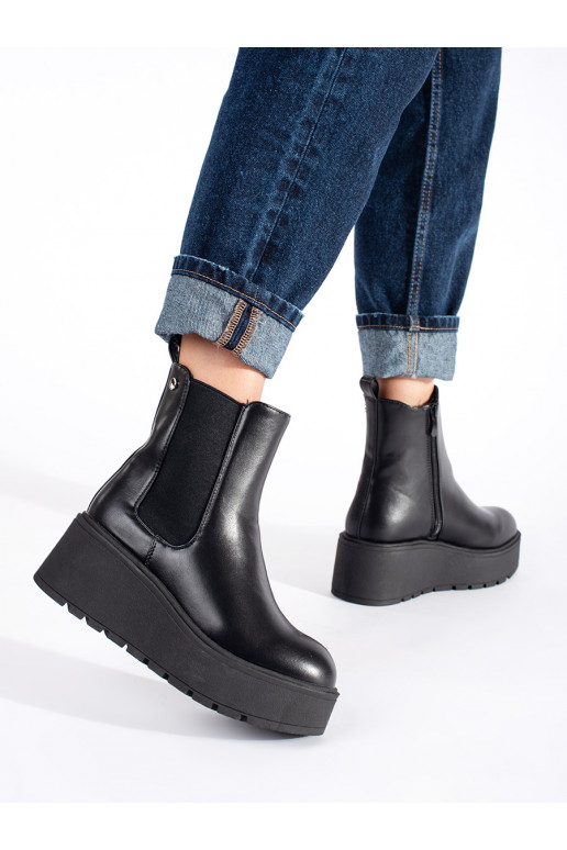 black Women's boots on a wedge