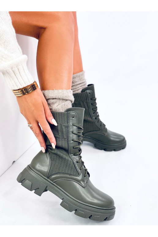 high riding boots with a flexible upper CALLING GREEN