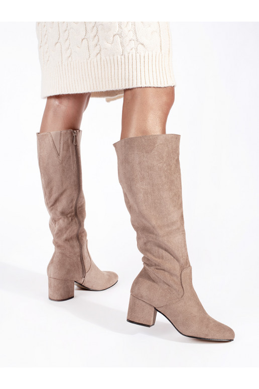 beige of suede Women's boots on the heel