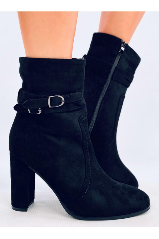 Boots of suede on highheels DIANES BLACK