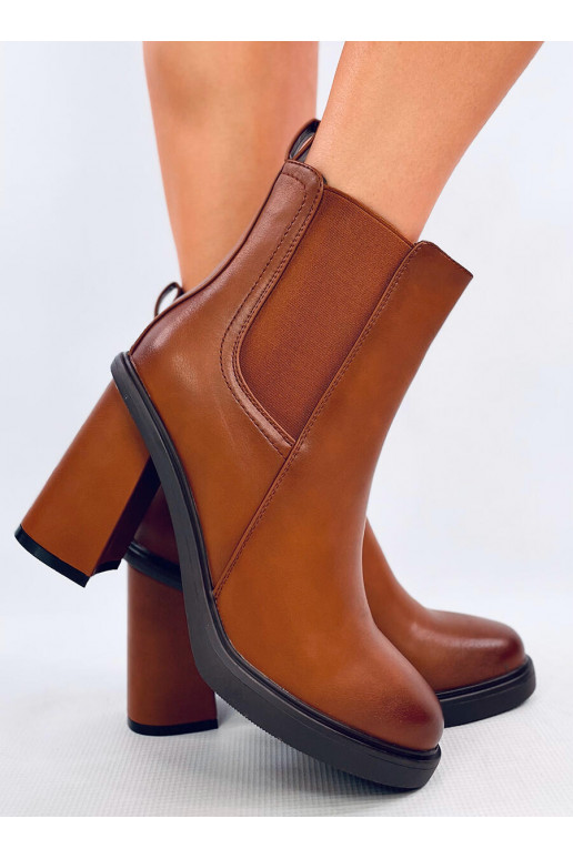 Boots Chelsea boots on highheels LILLEY CAMEL