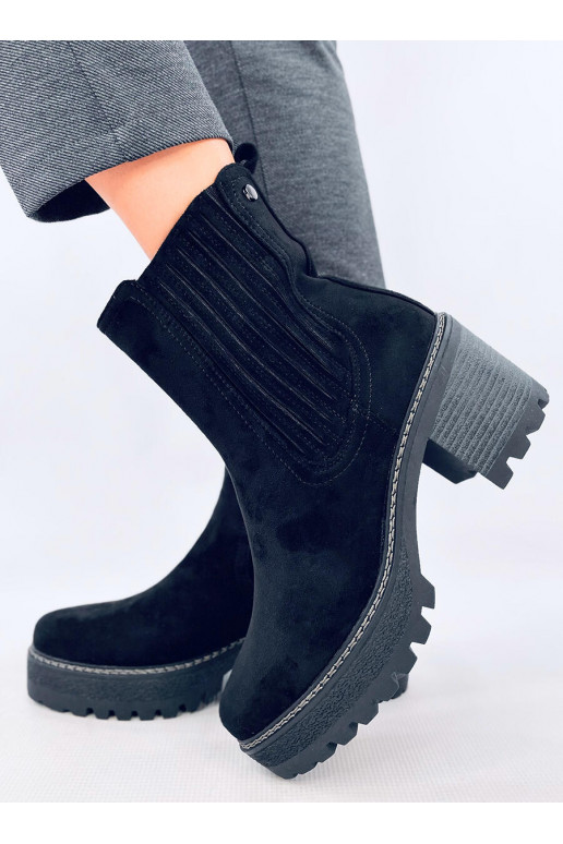 Heeled shoes Chelsea boots DELIS BLACK