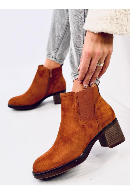 Boots with a wide heel FILL CAMEL