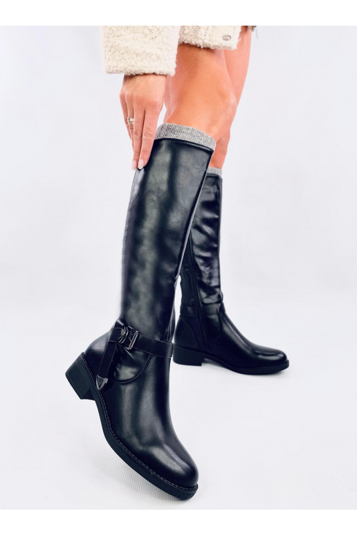 boots with a flexible upper WINTS BLACK