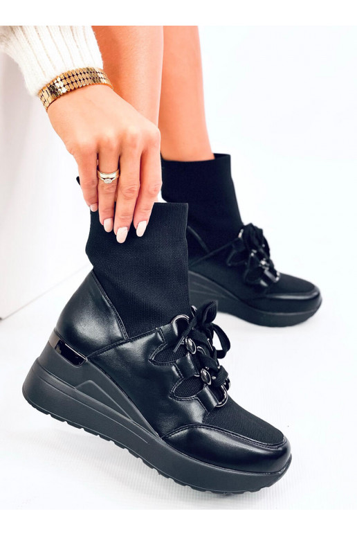 Boots on a wedge with a sock-type insole KAYE BLACK