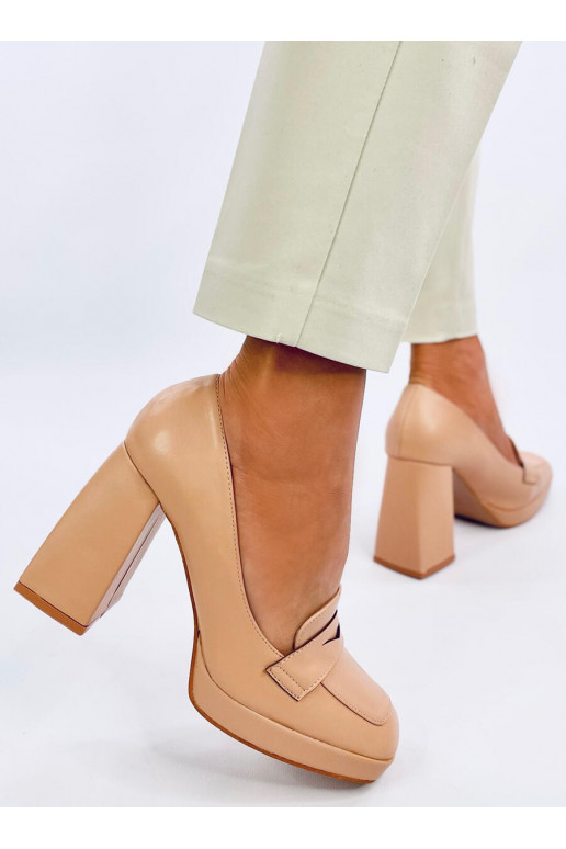 Moccasins on highheels ENTEE NUDE with a slight flaw