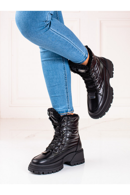 Women's snow boots with platform black