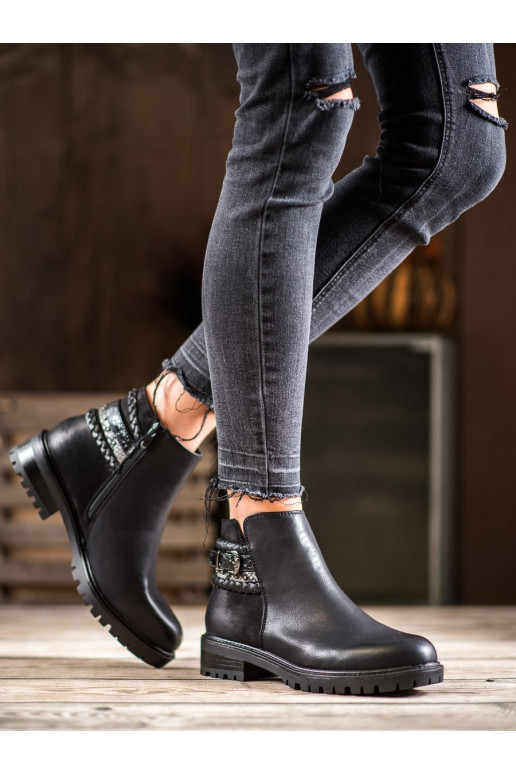 LOW high riding boots with decorated heels