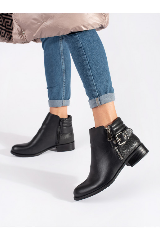 black Women's boots flat