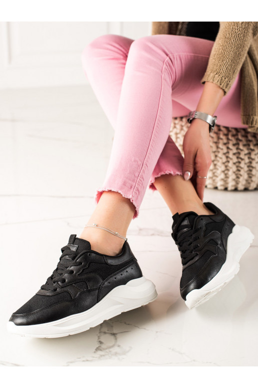 The classic model black Sneakers model shoes