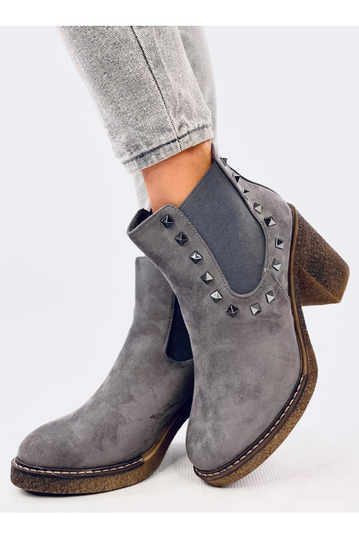 Boots with a wide heel HIDALGO GREY with a slight flaw