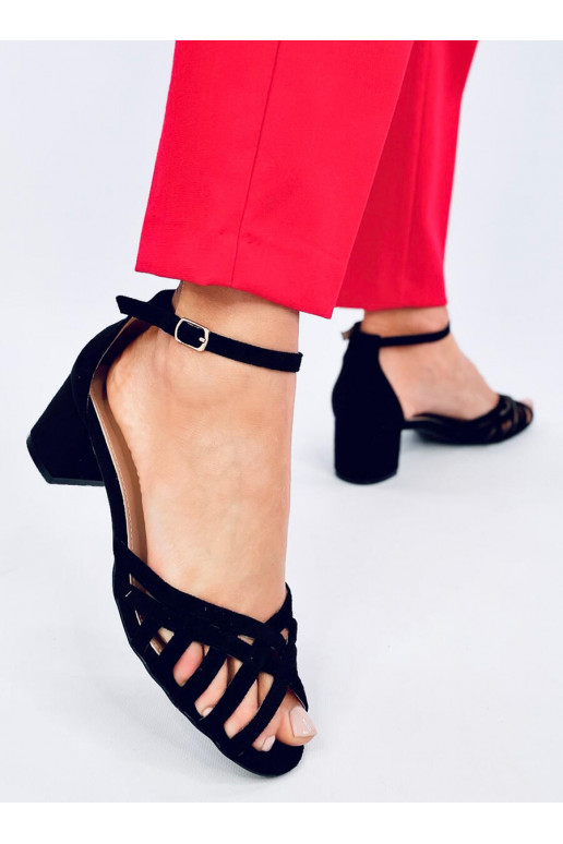 sandals on a low heel KERMEL BLACK