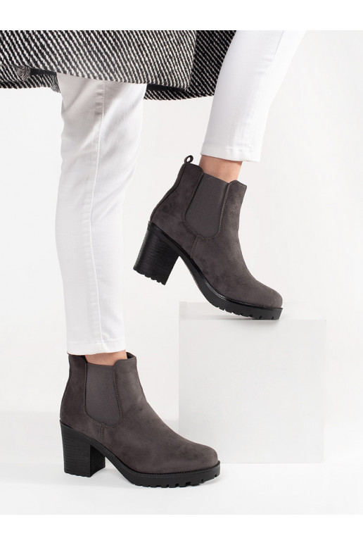 gray of suede Chelsea boots on the heel