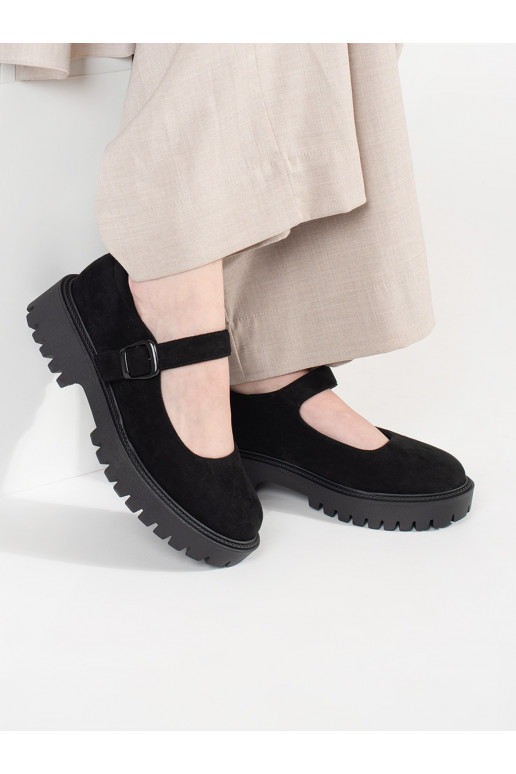 black shoes with platform of suede