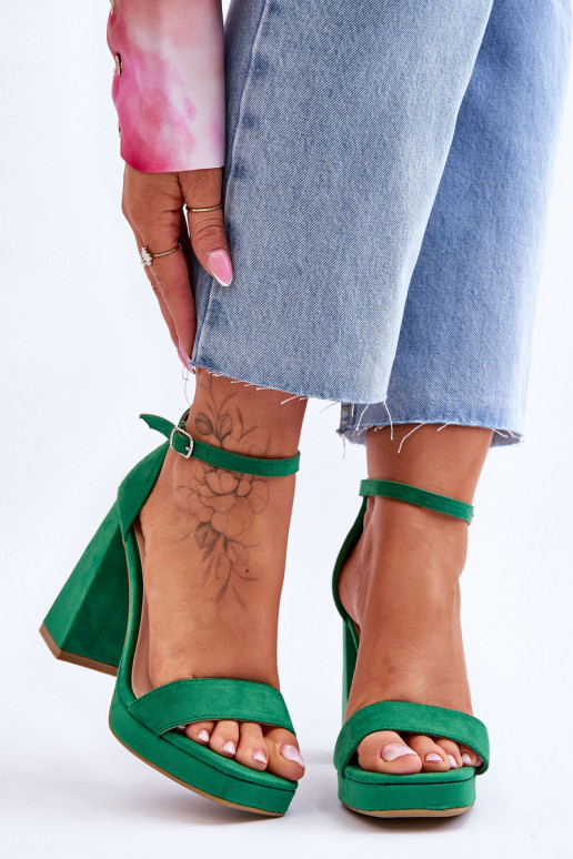 Fashionable Suede Square Heel Sandals Green Merila