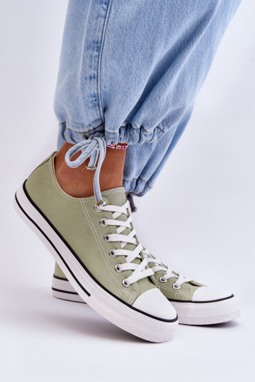 Classic Low Women's Sneakers Light green Vegas